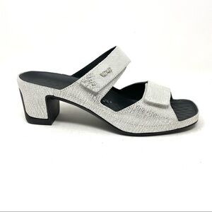 Vital Shoes tor silver mules